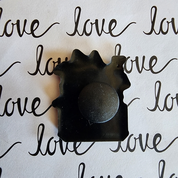 ♠️10/$10♠️ Melanin Poppin Crocs Charm - Picture 2 of 2